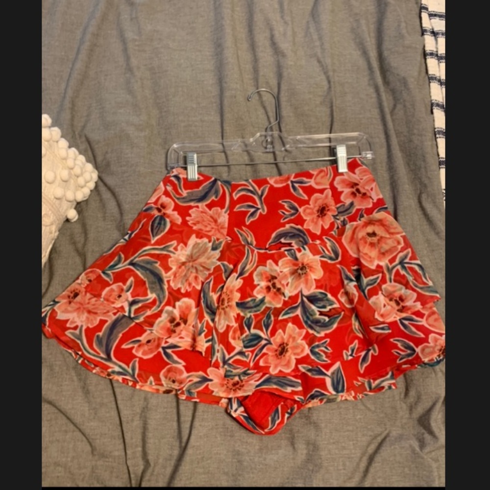 Show Me Your Mumu Flutter Skort Medium
